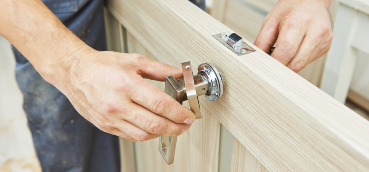 interior door repair Lake Los Angeles